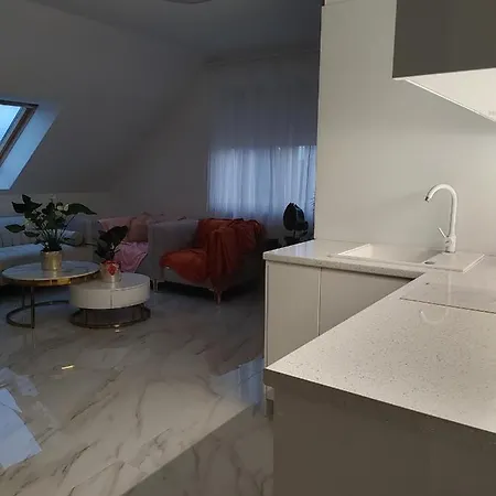 Apartment Lipowa 2 *